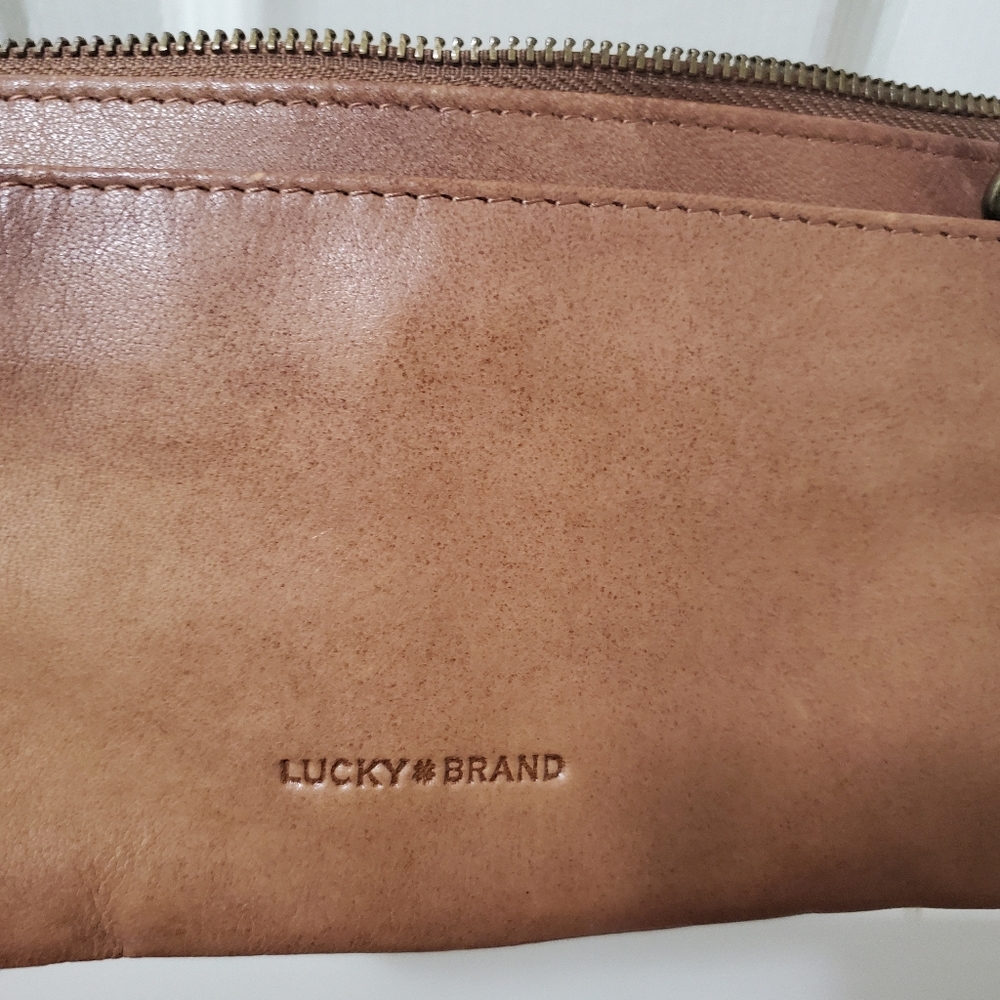 Lucky Raldi Convertible Wallet - Picture 12 of 14
